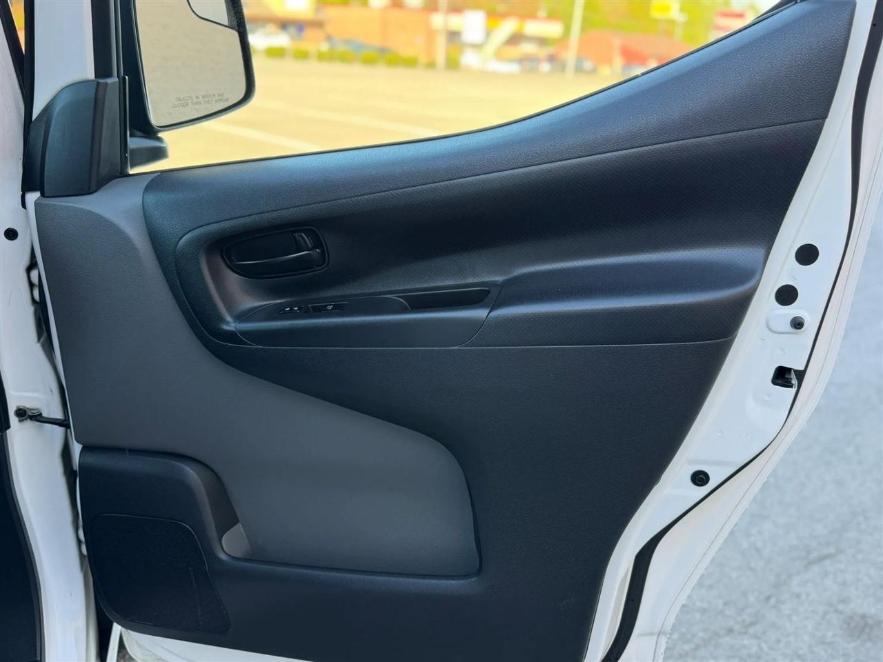 Nissan NV200 Compact Cargo I4 S 2020