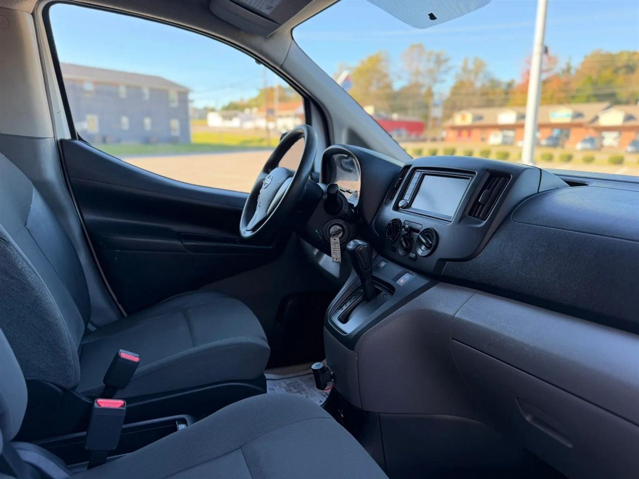 Nissan NV200 Compact Cargo I4 S 2020