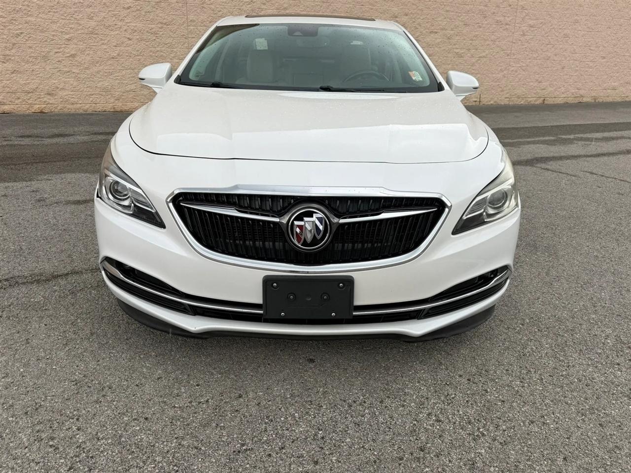 Buick LaCrosse 4dr Sdn Premium FWD 2017