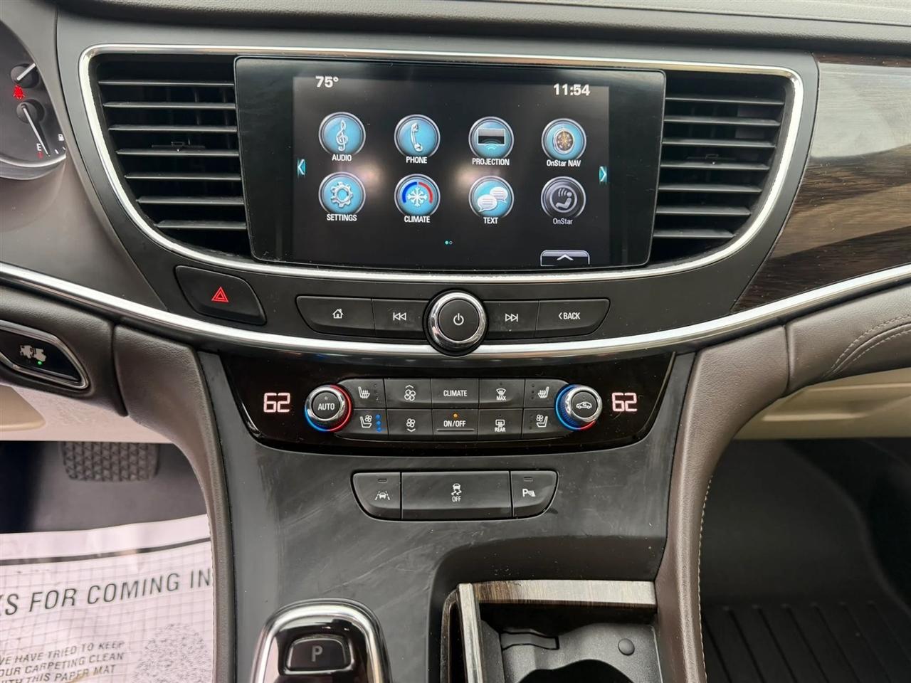 Buick LaCrosse 4dr Sdn Premium FWD 2017