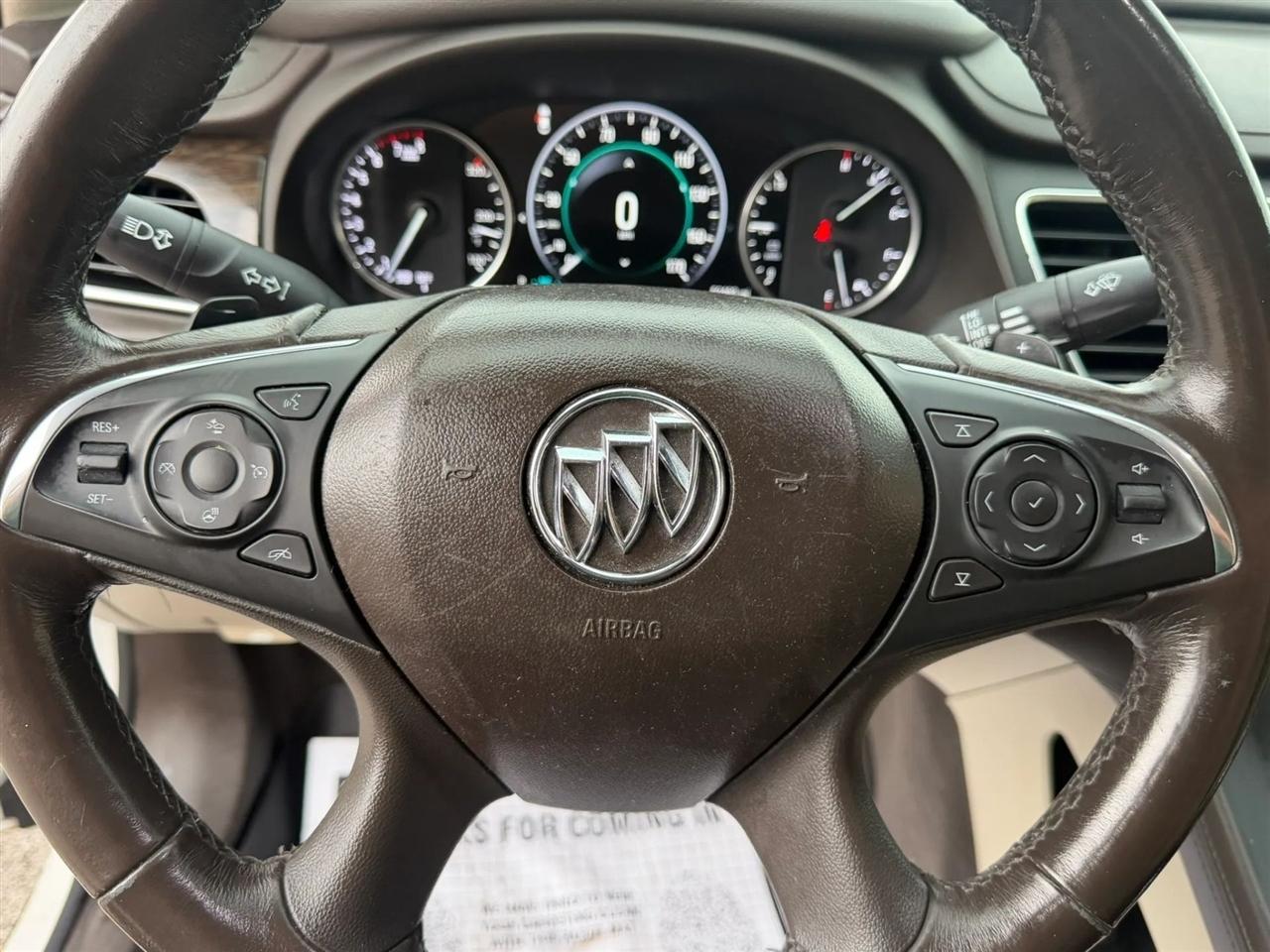 Buick LaCrosse 4dr Sdn Premium FWD 2017