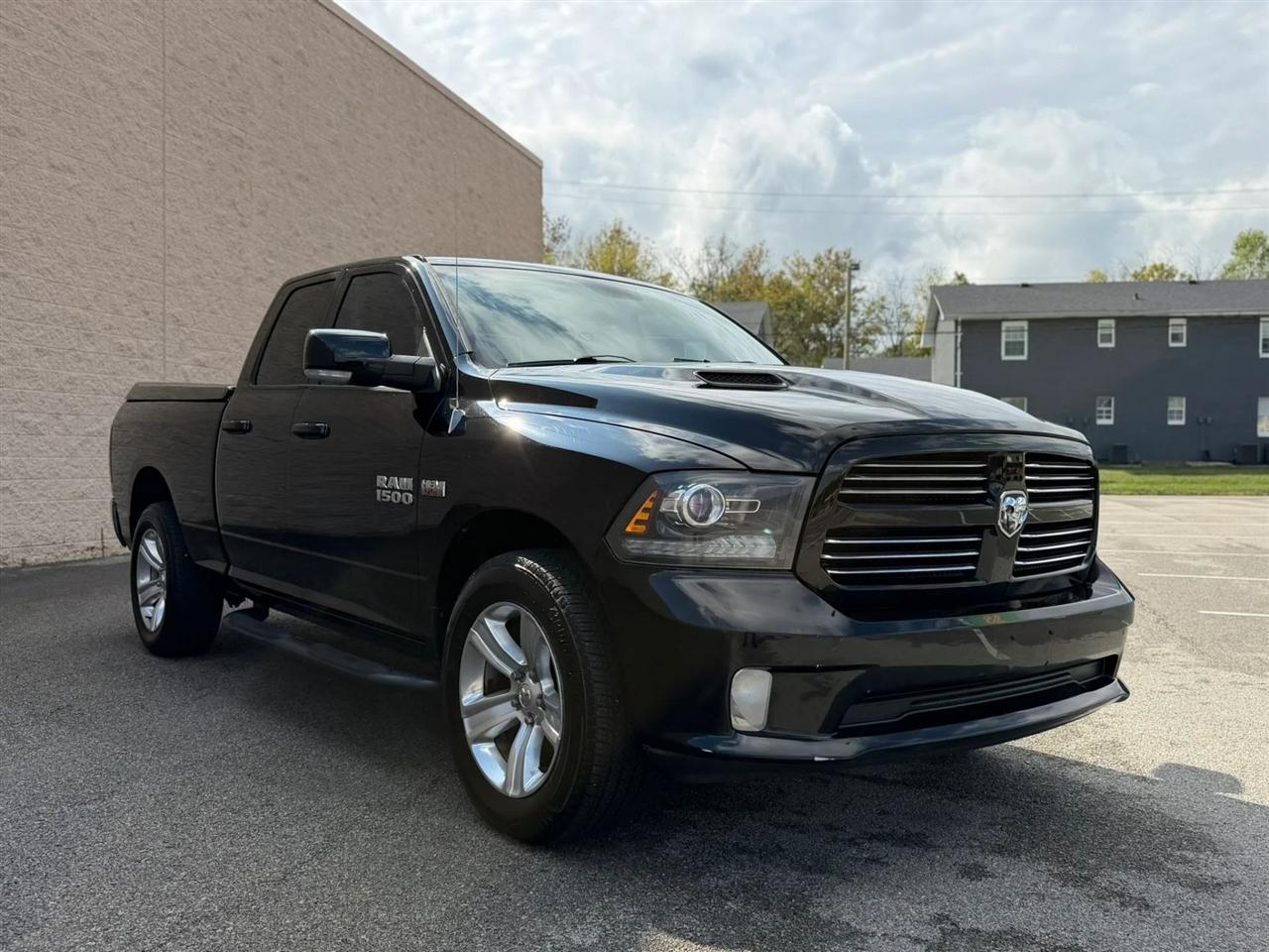 RAM 1500 4WD Quad Cab 140.5" Sport 2013