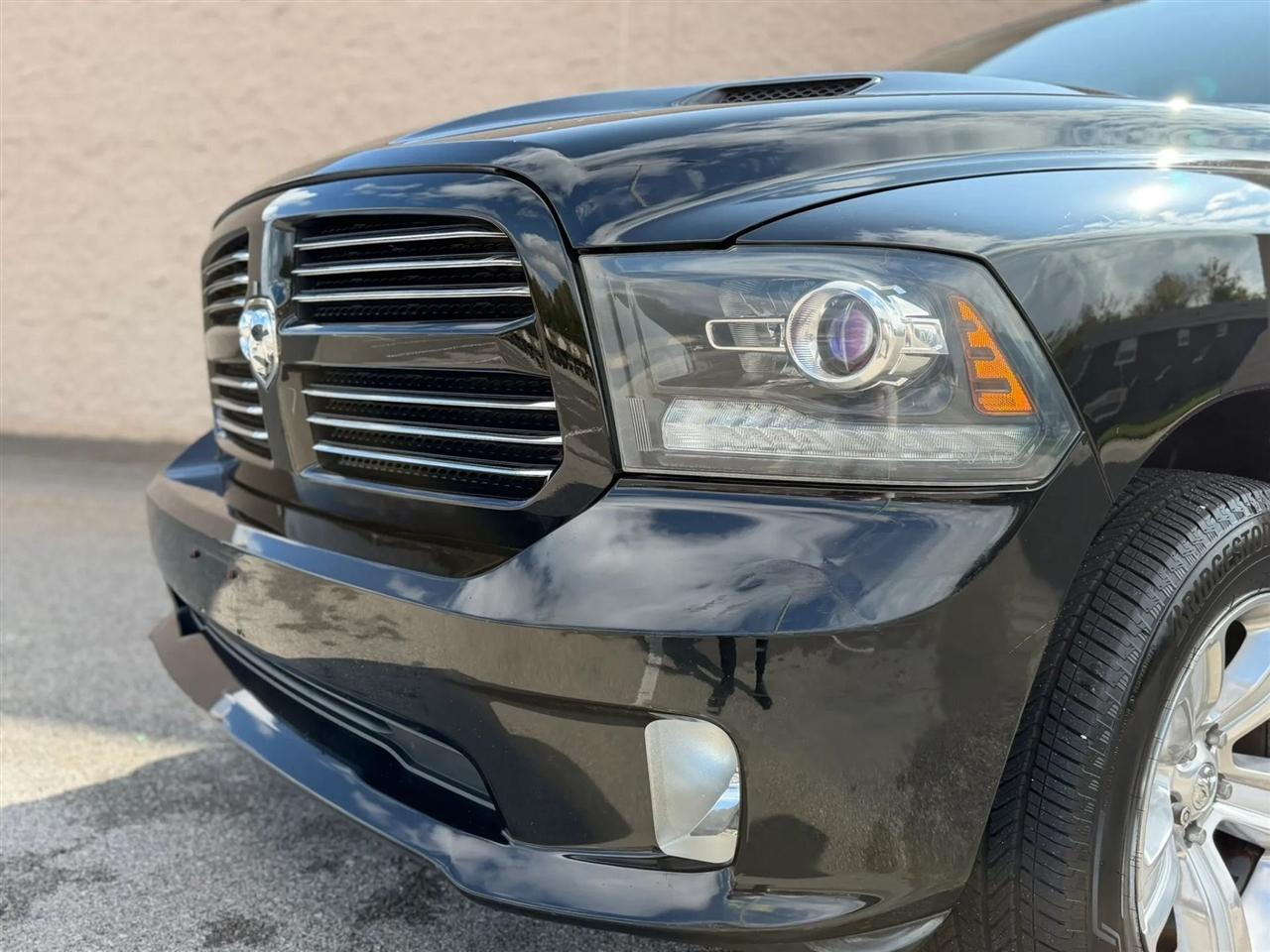 RAM 1500 4WD Quad Cab 140.5" Sport 2013