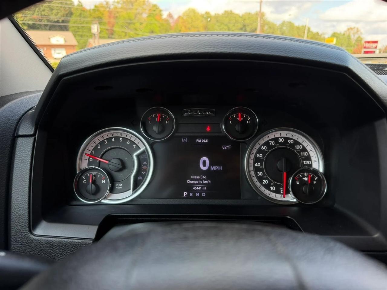 RAM 1500 4WD Quad Cab 140.5" Sport 2013