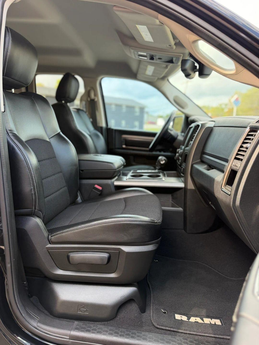 RAM 1500 4WD Quad Cab 140.5" Sport 2013
