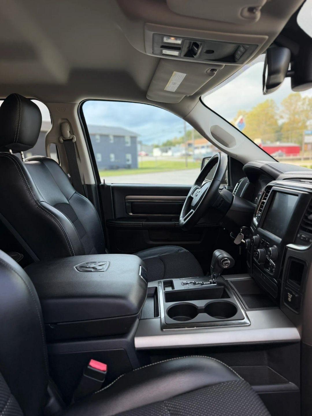 RAM 1500 4WD Quad Cab 140.5" Sport 2013