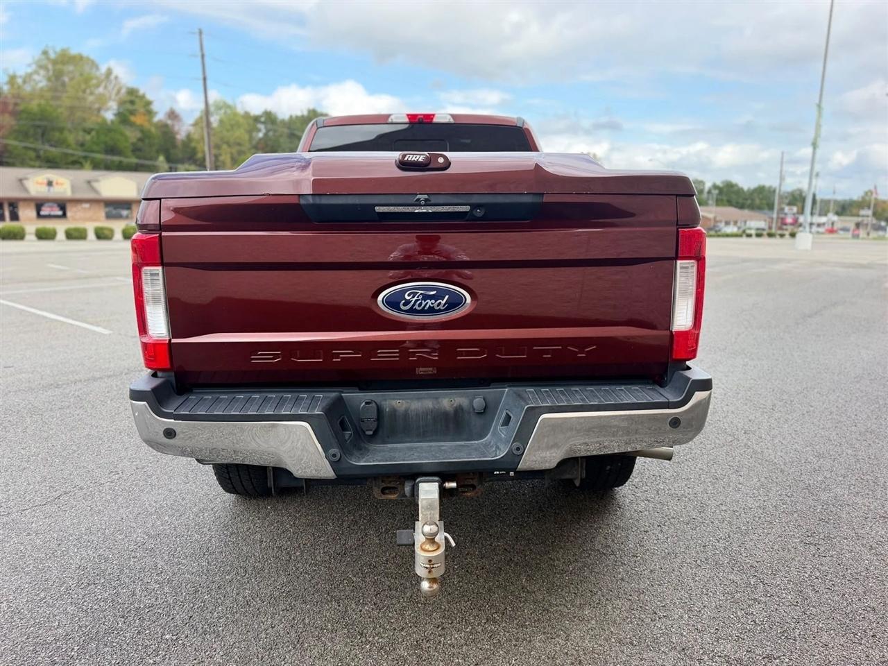 Ford Super Duty F-250 SRW King Ranch 4WD Crew Cab 8' Box 2017