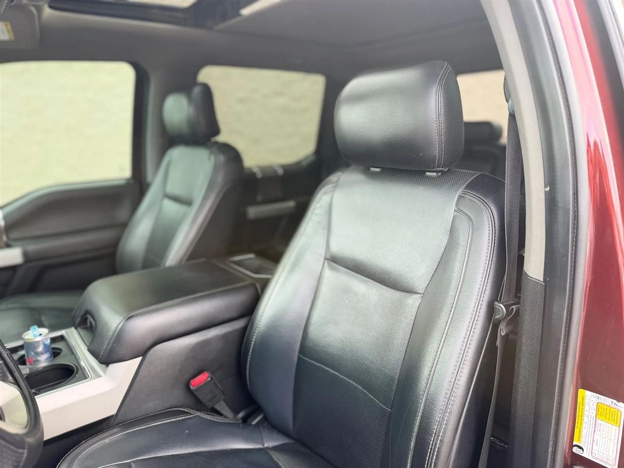 Ford Super Duty F-250 SRW King Ranch 4WD Crew Cab 8' Box 2017