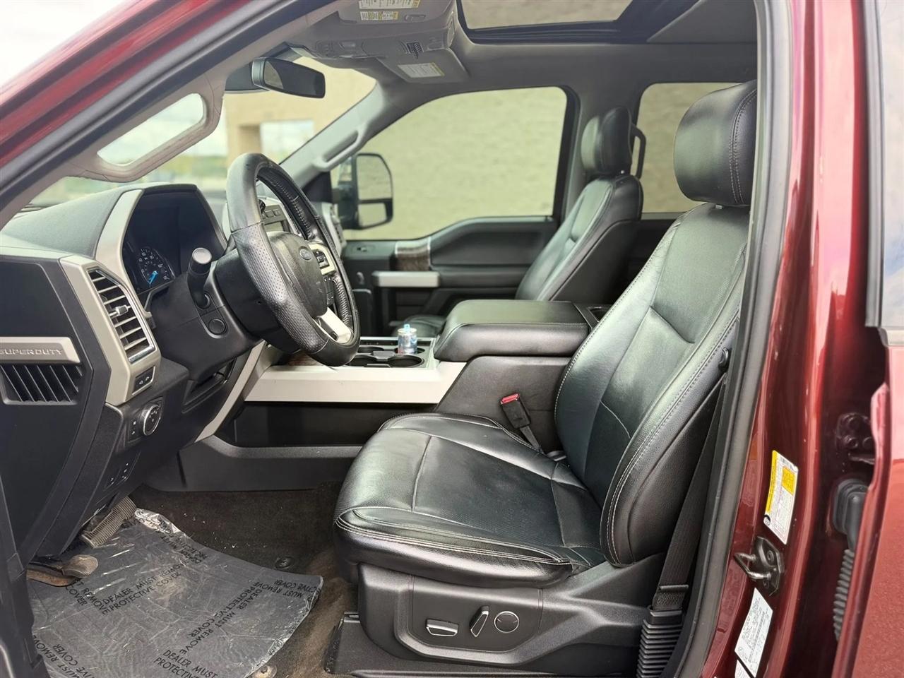 Ford Super Duty F-250 SRW King Ranch 4WD Crew Cab 8' Box 2017