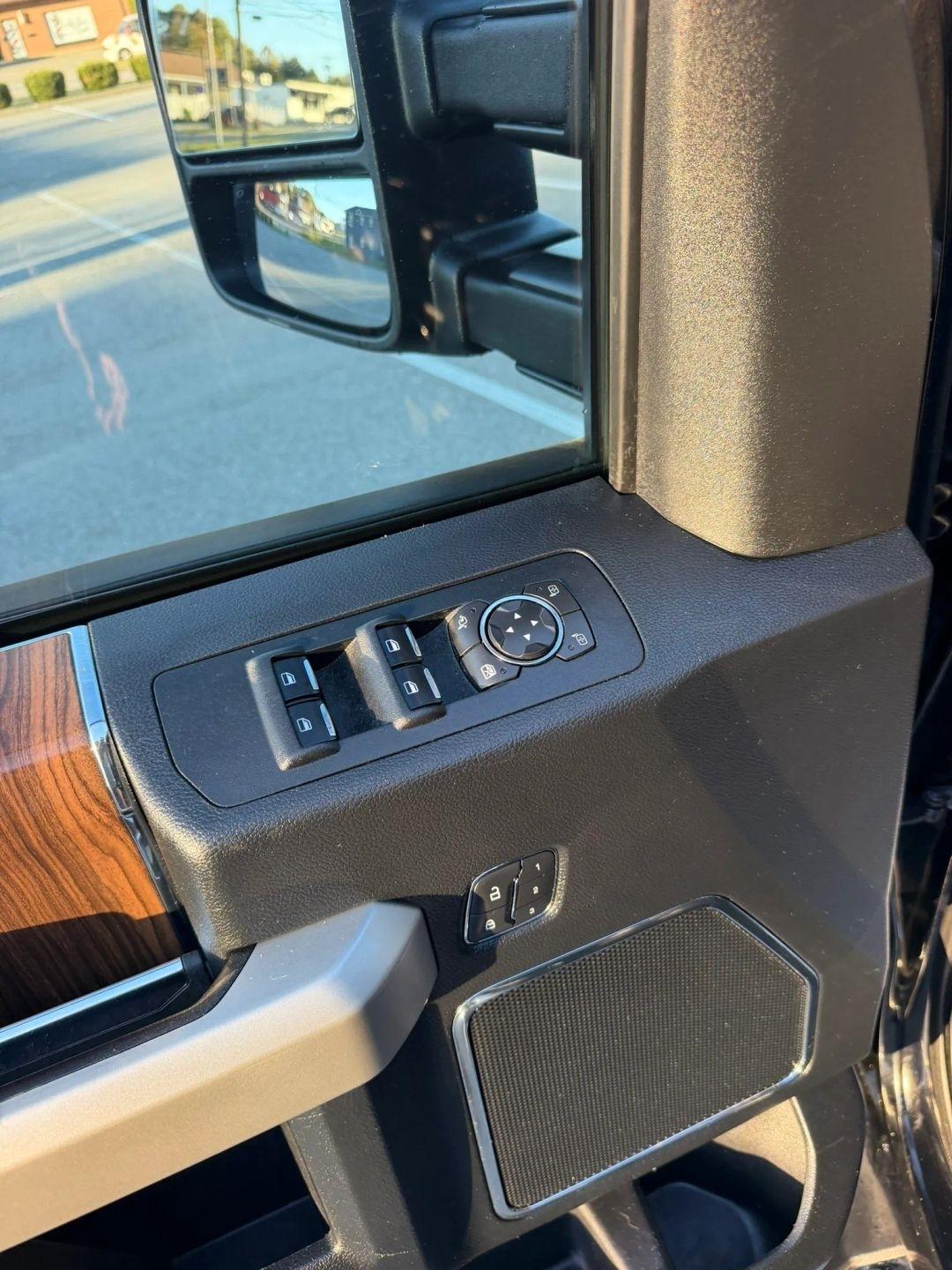 Ford F-150 4WD SuperCrew 145" King Ranch 2016