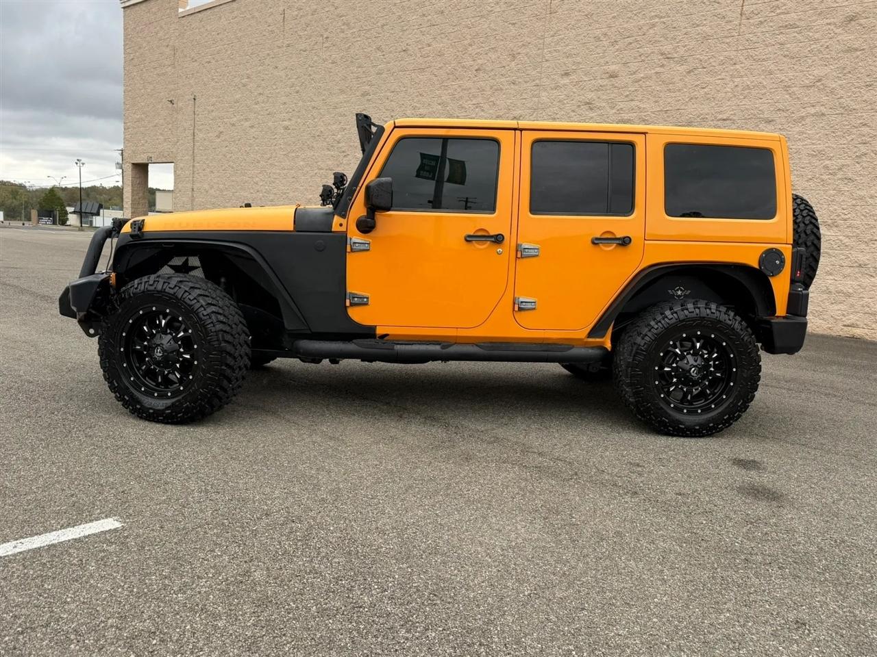 Jeep Wrangler Unlimited 4WD 4dr Rubicon 2012