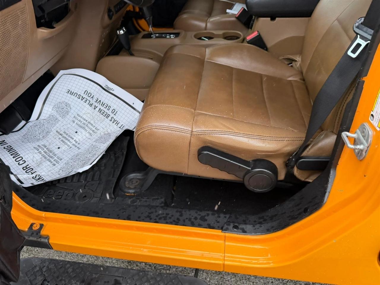 Jeep Wrangler Unlimited 4WD 4dr Rubicon 2012