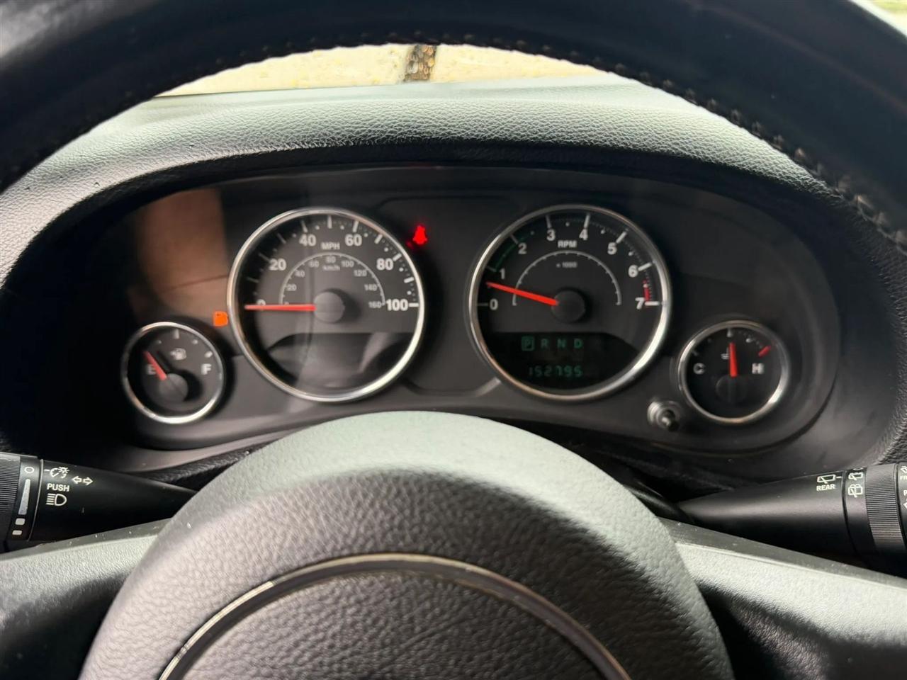 Jeep Wrangler Unlimited 4WD 4dr Rubicon 2012