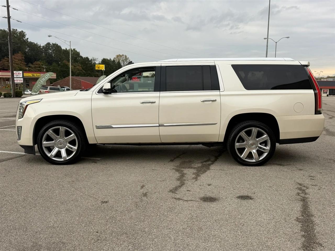 Cadillac Escalade ESV 4WD 4dr Premium 2015