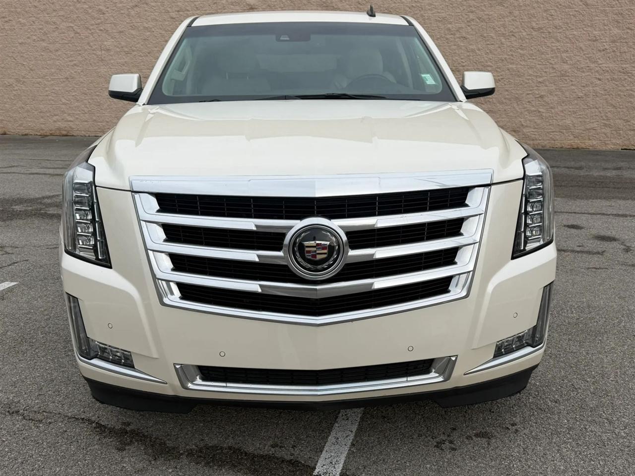 Cadillac Escalade ESV 4WD 4dr Premium 2015
