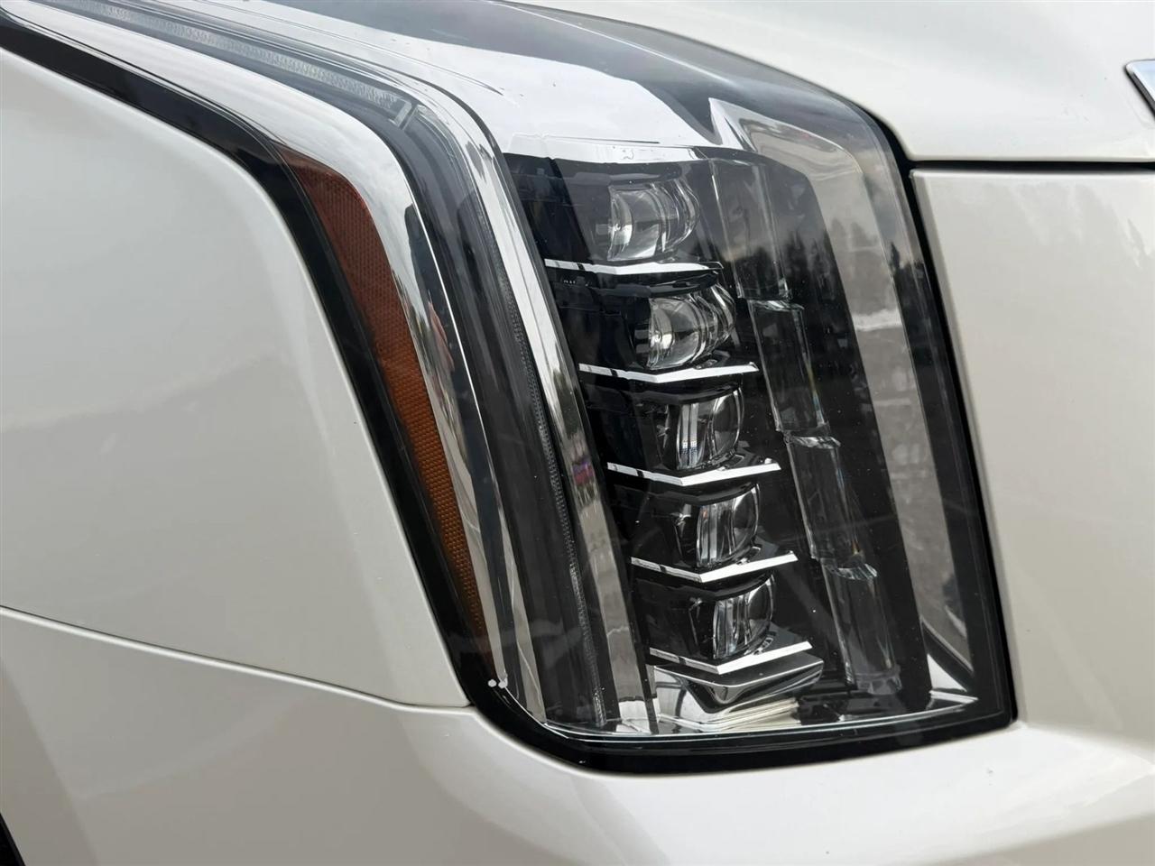 Cadillac Escalade ESV 4WD 4dr Premium 2015
