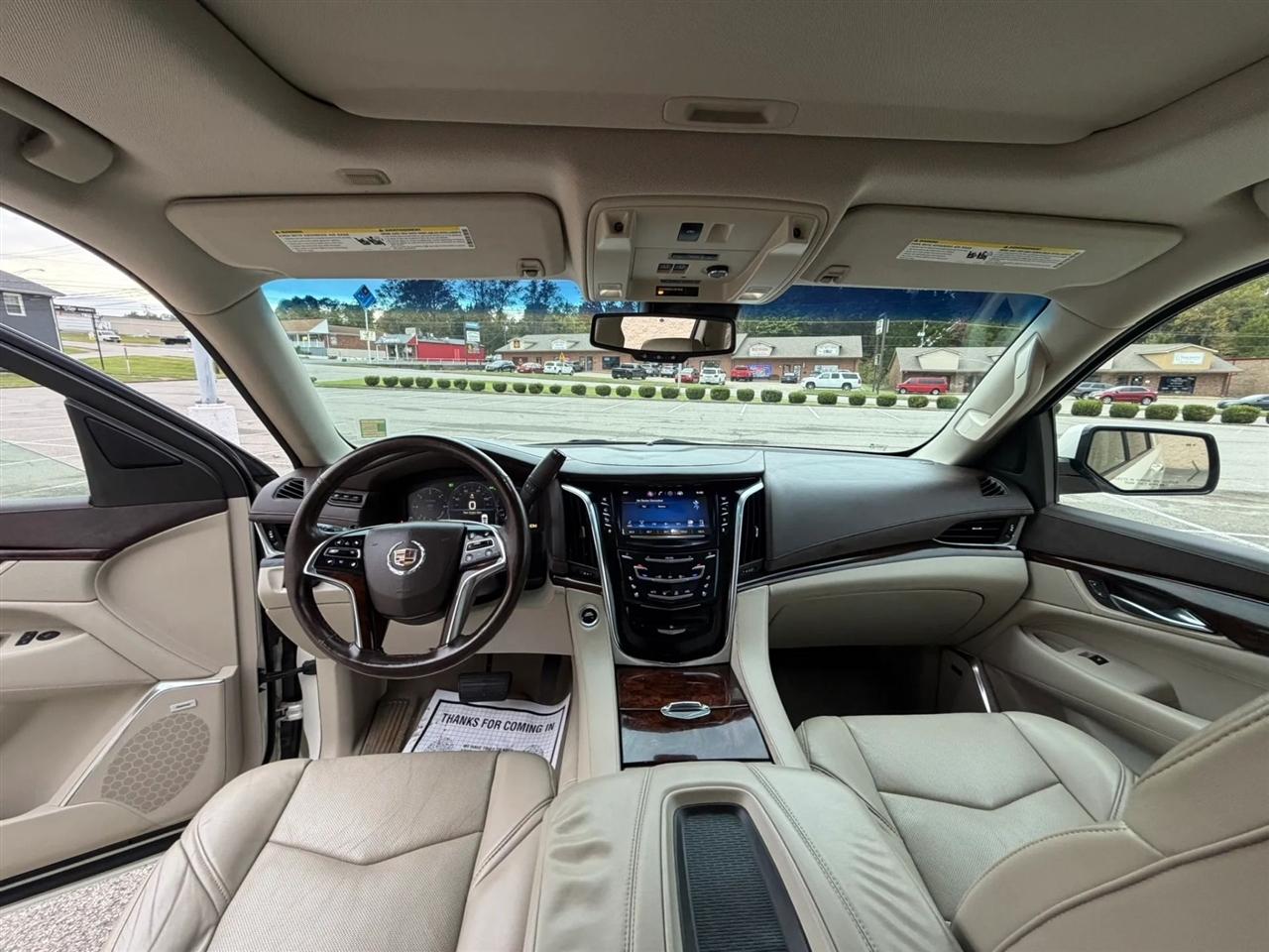 Cadillac Escalade ESV 4WD 4dr Premium 2015