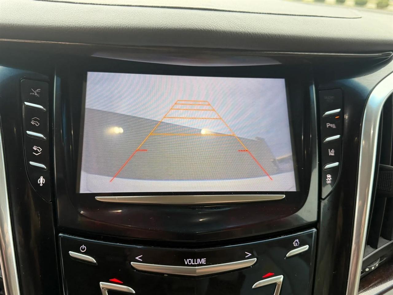 Cadillac Escalade ESV 4WD 4dr Premium 2015