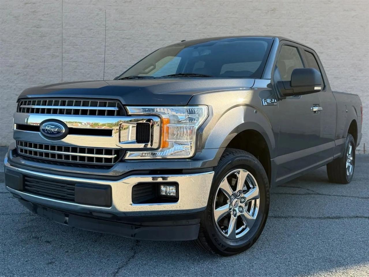 Ford F-150 Lariat 2WD SuperCab 8' Box 2018
