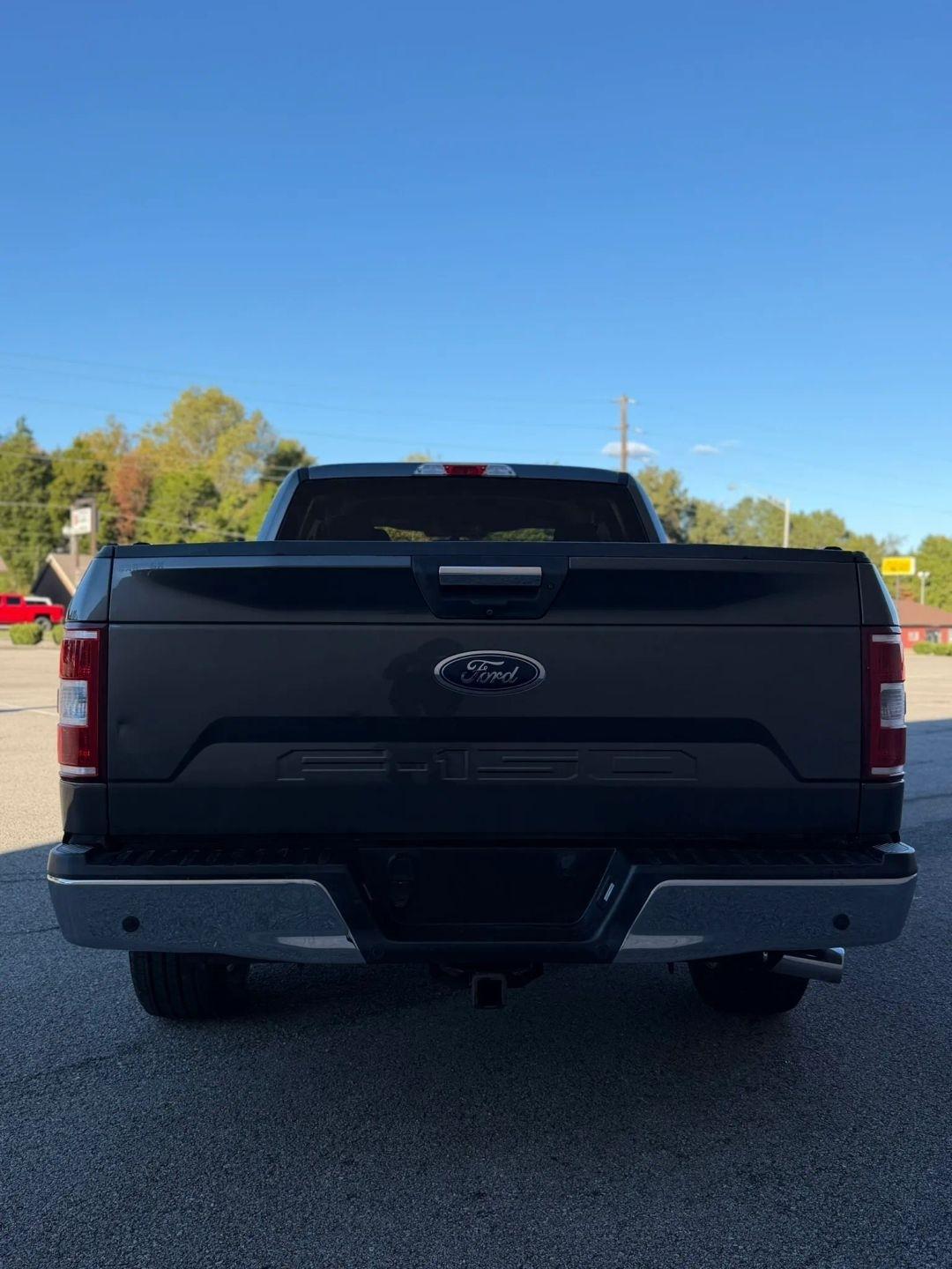 Ford F-150 Lariat 2WD SuperCab 8' Box 2018