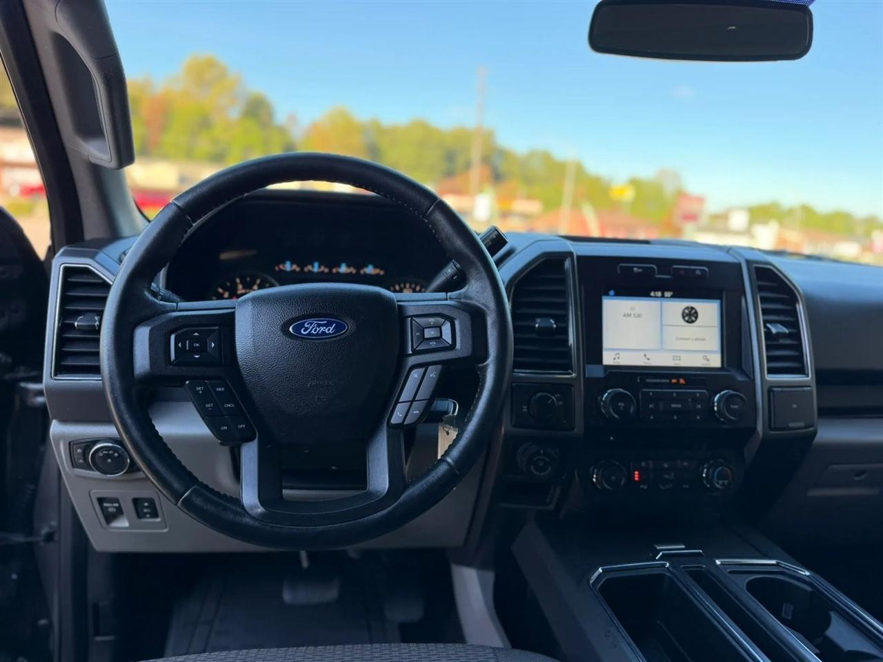 Ford F-150 Lariat 2WD SuperCab 8' Box 2018