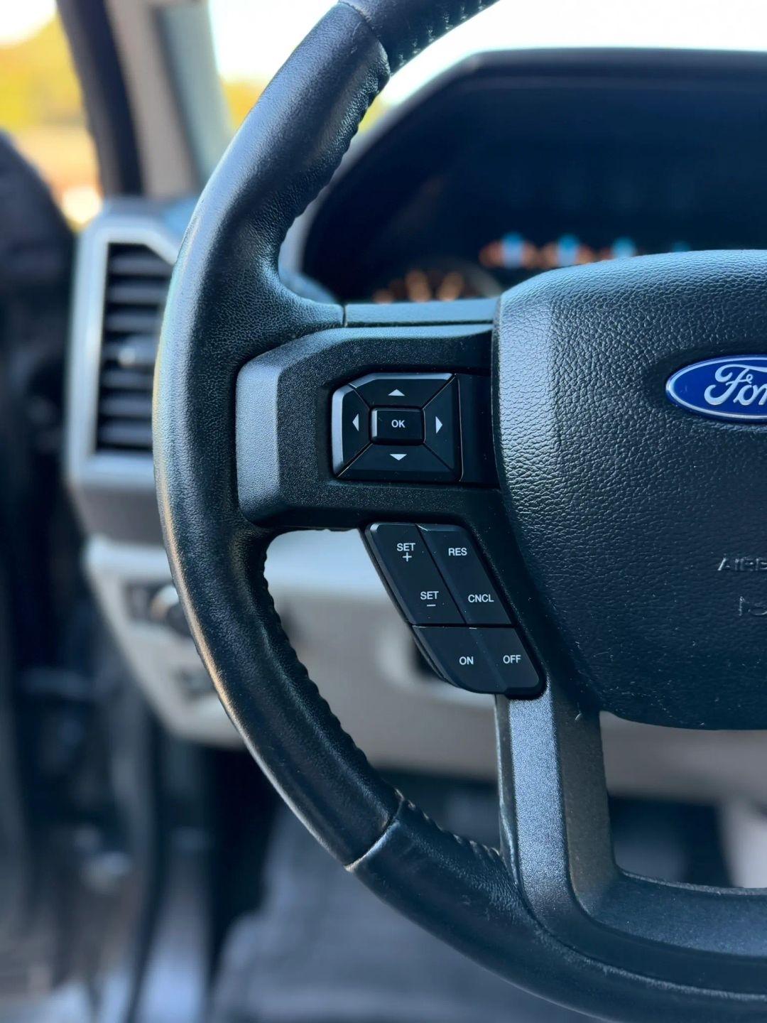 Ford F-150 Lariat 2WD SuperCab 8' Box 2018