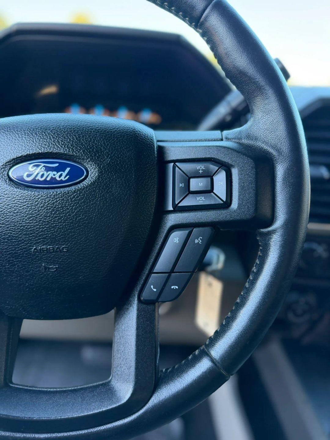Ford F-150 Lariat 2WD SuperCab 8' Box 2018