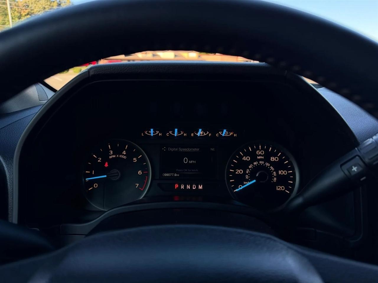 Ford F-150 Lariat 2WD SuperCab 8' Box 2018