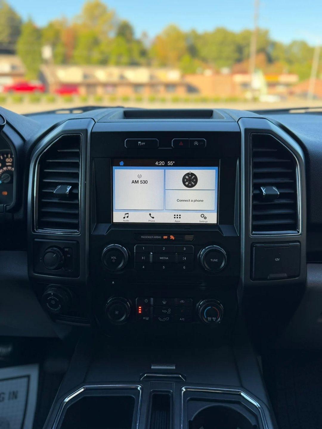 Ford F-150 Lariat 2WD SuperCab 8' Box 2018