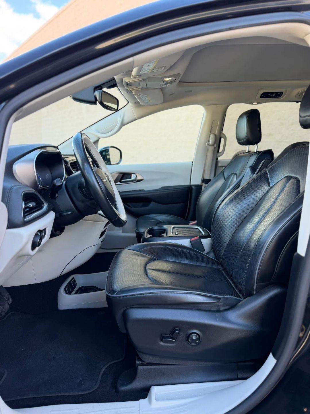 Chrysler Pacifica Limited FWD 2018