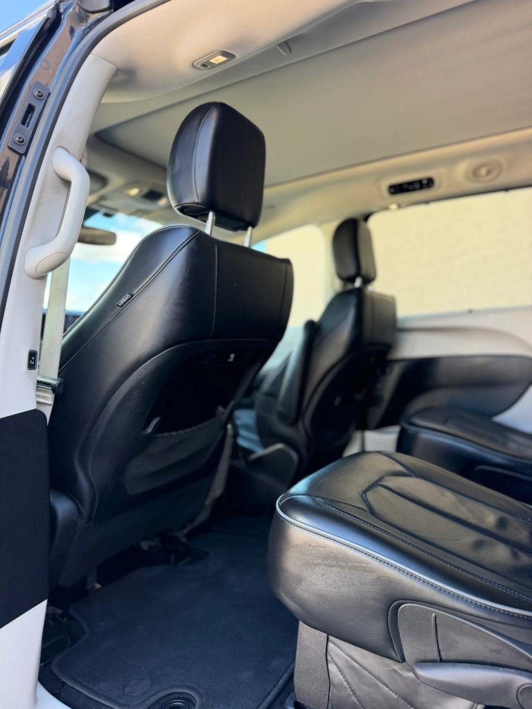 Chrysler Pacifica Limited FWD 2018