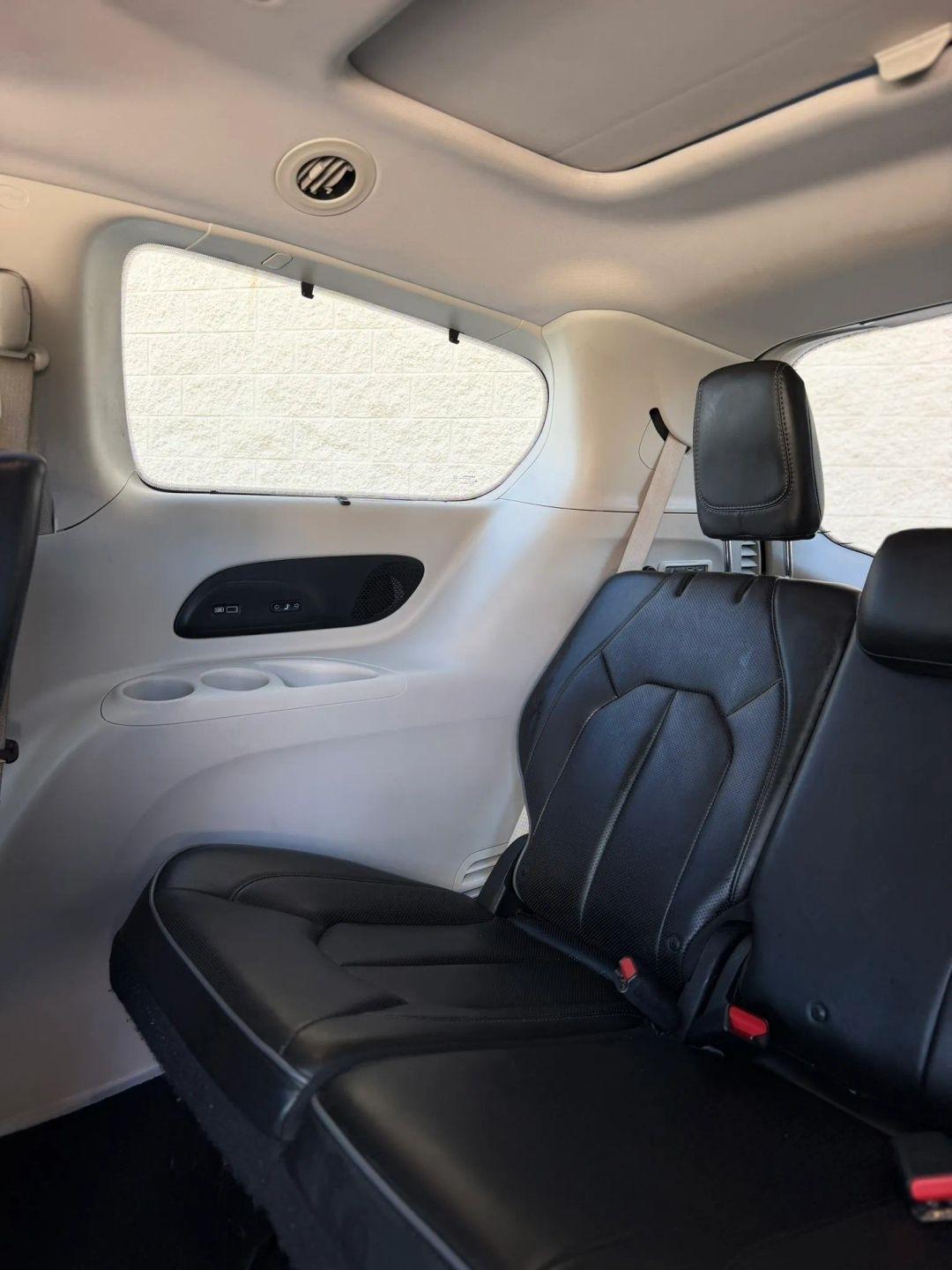 Chrysler Pacifica Limited FWD 2018