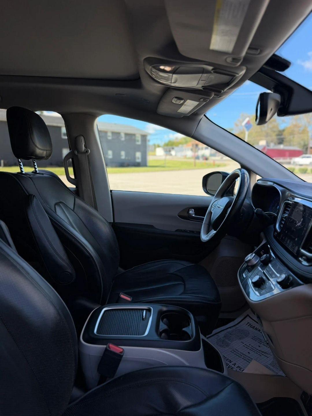 Chrysler Pacifica Limited FWD 2018