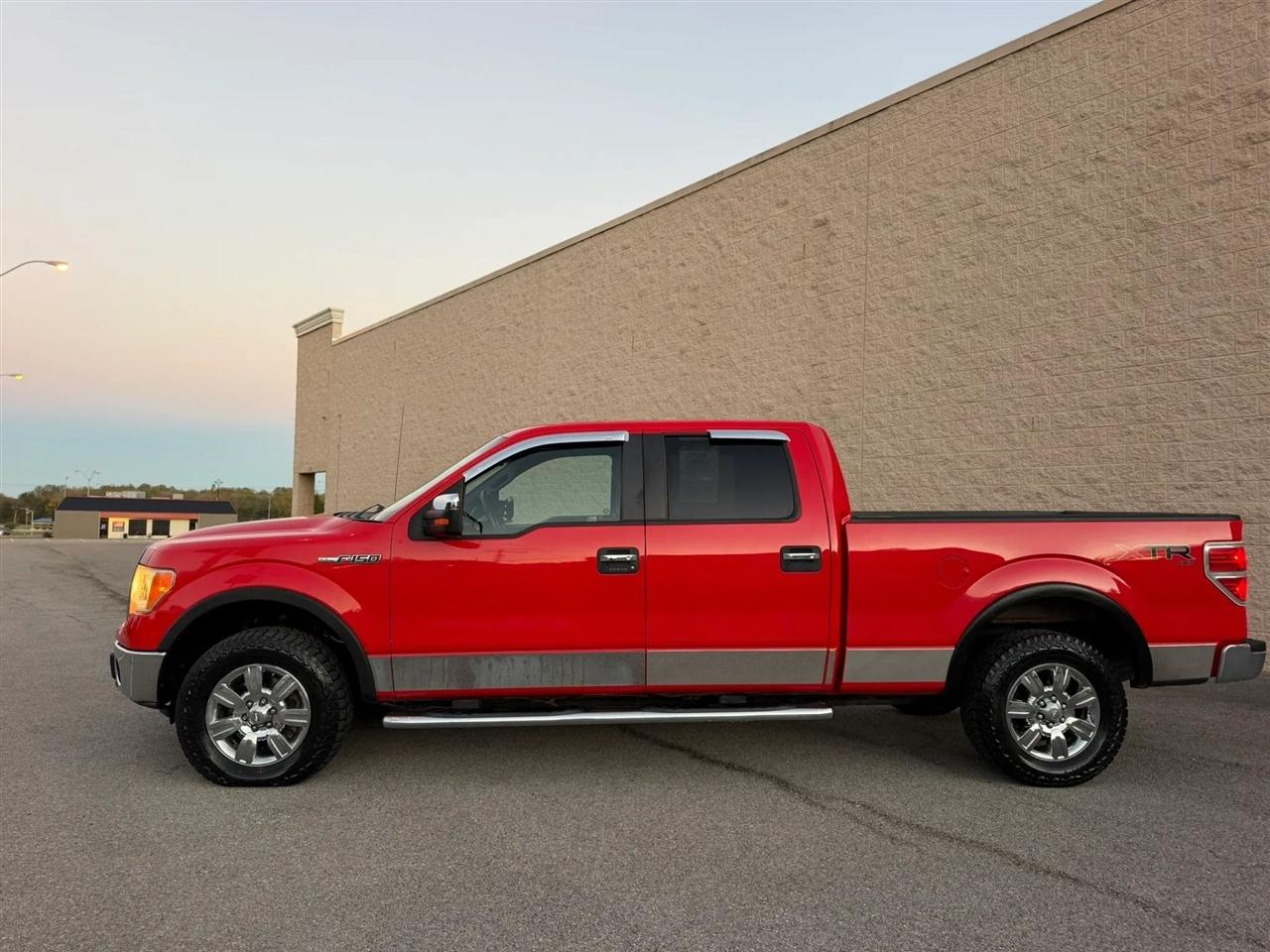 Ford F-150 4WD SuperCrew 145" Platinum 2012