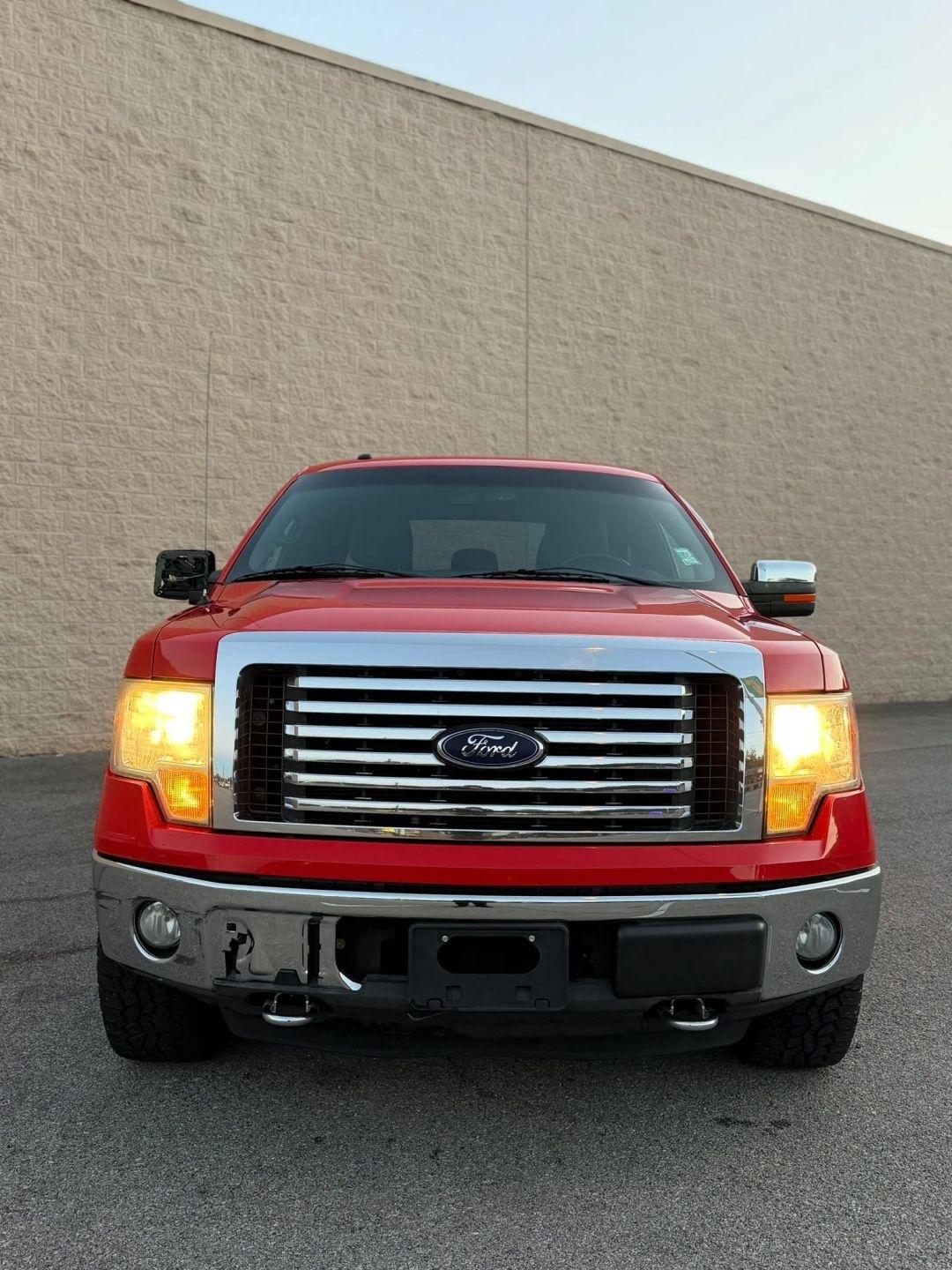 Ford F-150 4WD SuperCrew 145" Platinum 2012