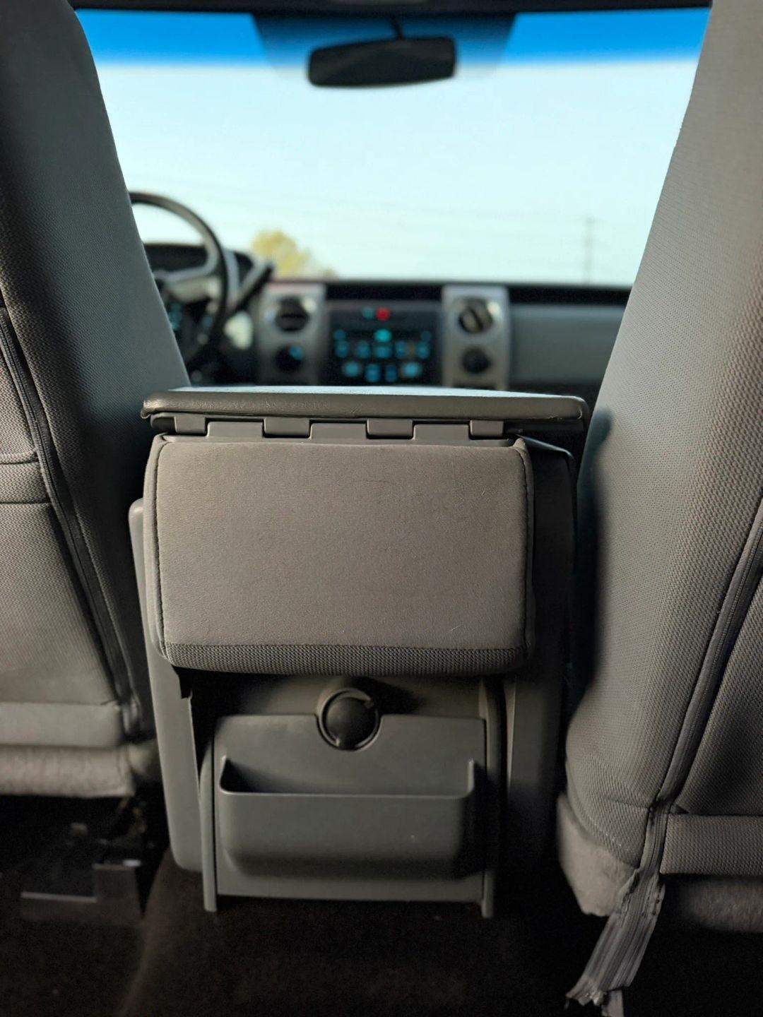 Ford F-150 4WD SuperCrew 145" Platinum 2012