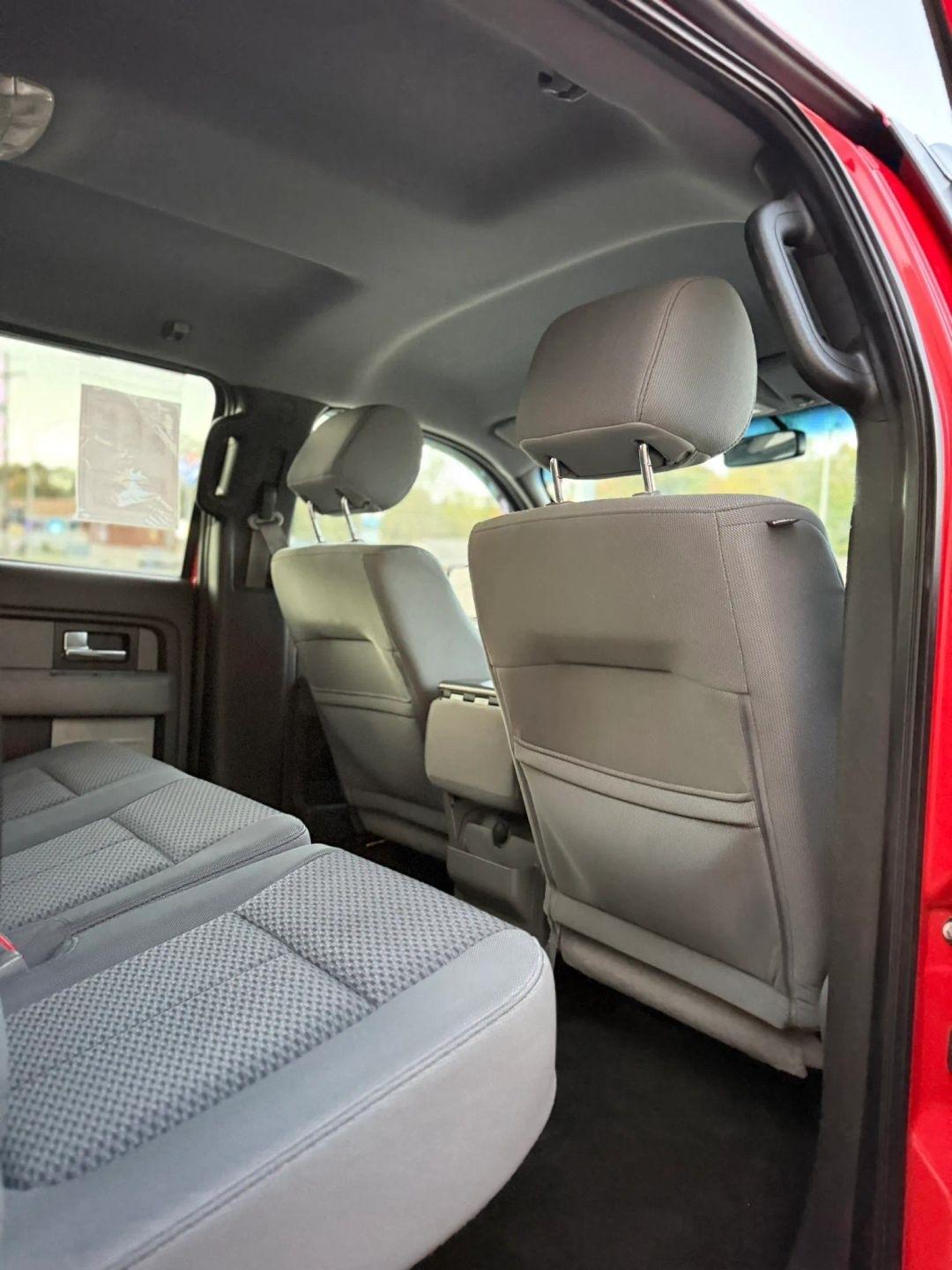 Ford F-150 4WD SuperCrew 145" Platinum 2012