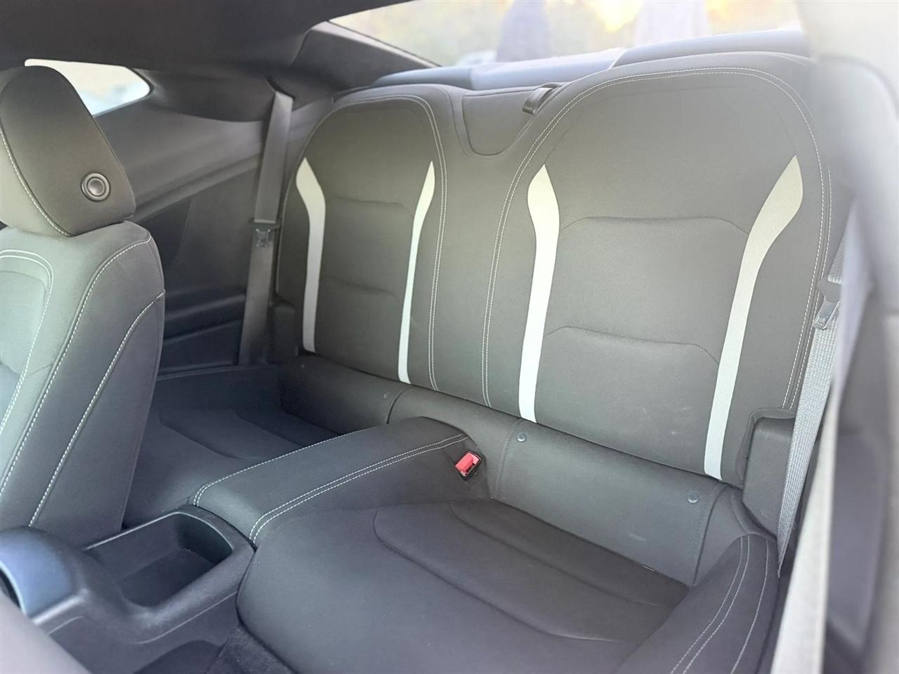 Chevrolet Camaro 2dr Cpe LT1 2020