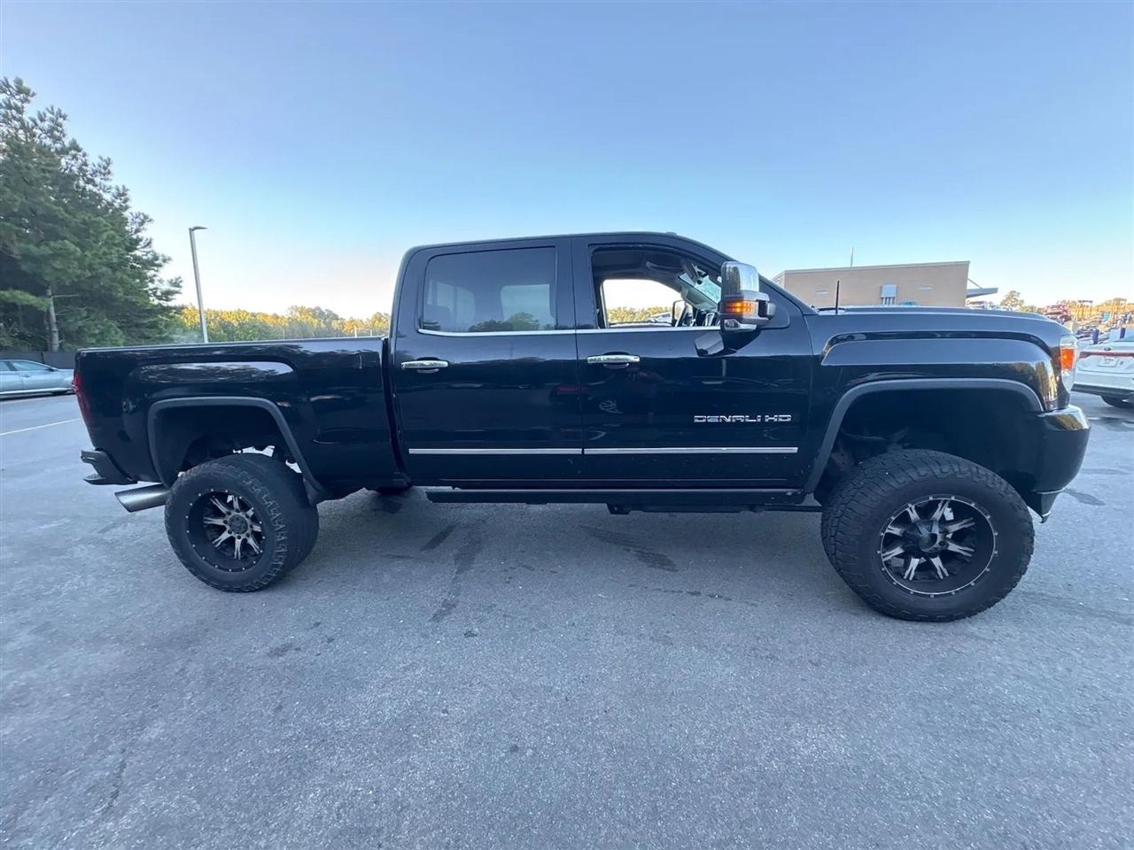 GMC Sierra 2500HD 4WD Crew Cab 153.7" Denali 2016