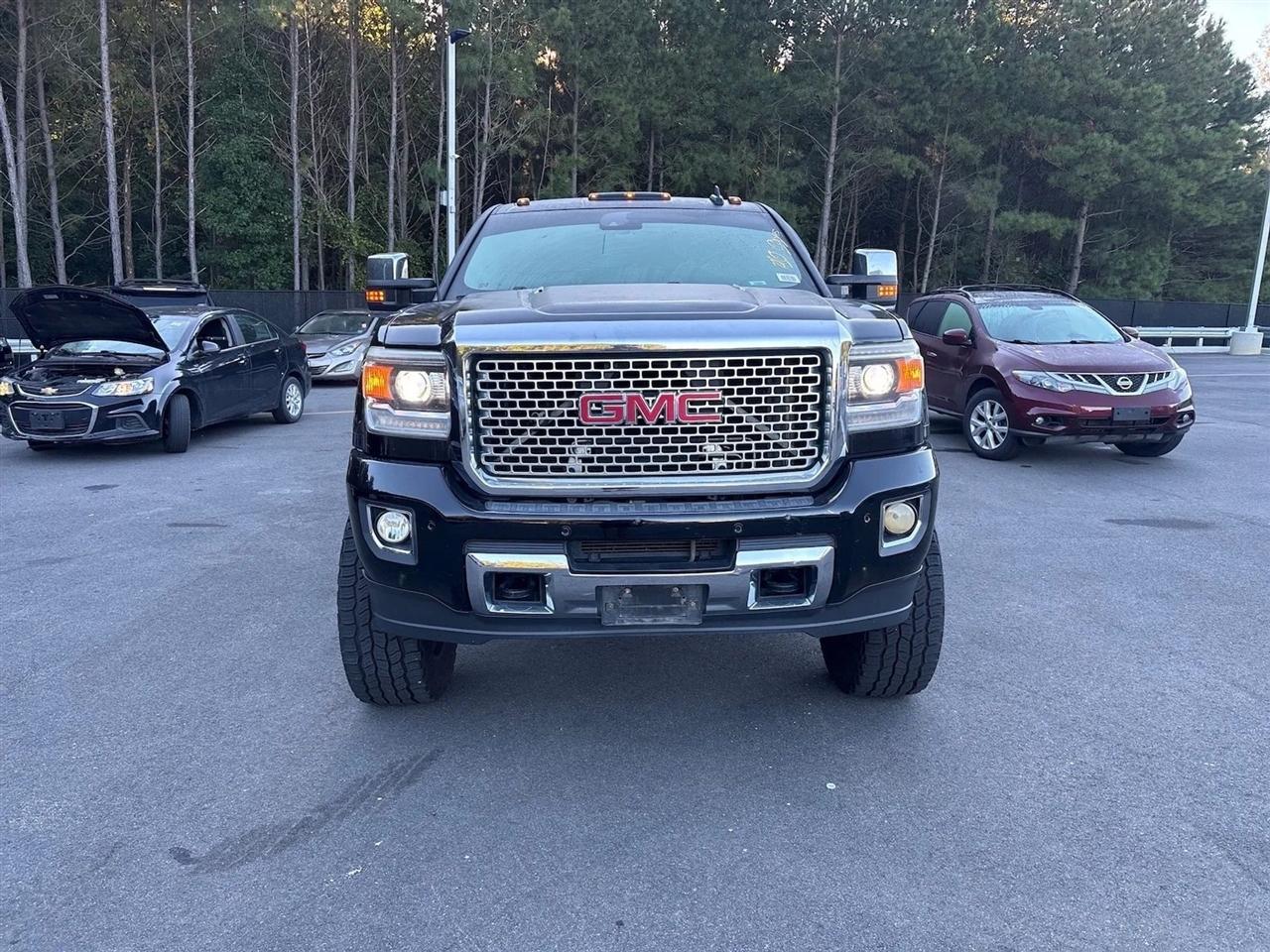 GMC Sierra 2500HD 4WD Crew Cab 153.7" Denali 2016
