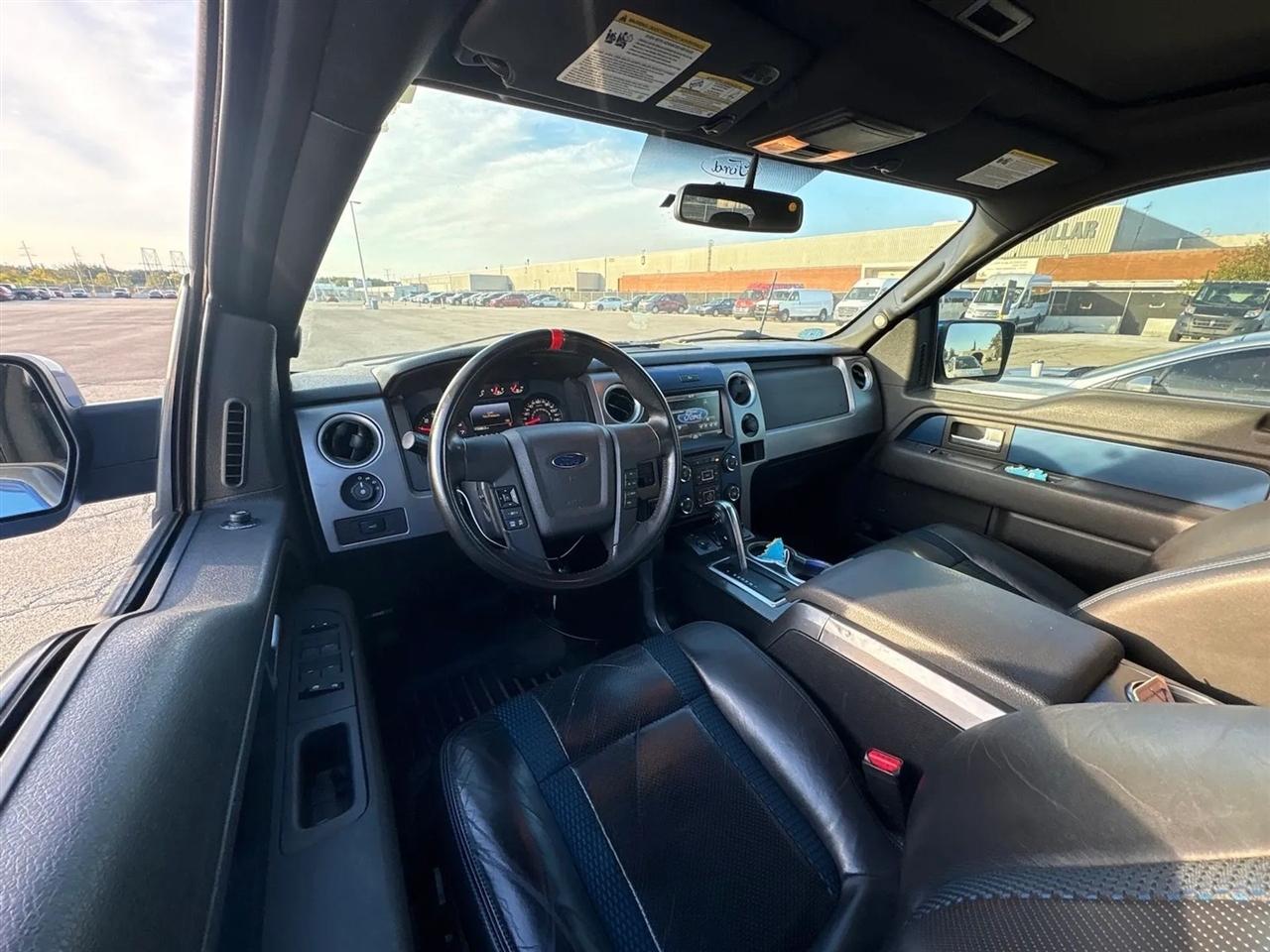 Ford F-150 4WD SuperCrew 145" SVT Raptor 2014