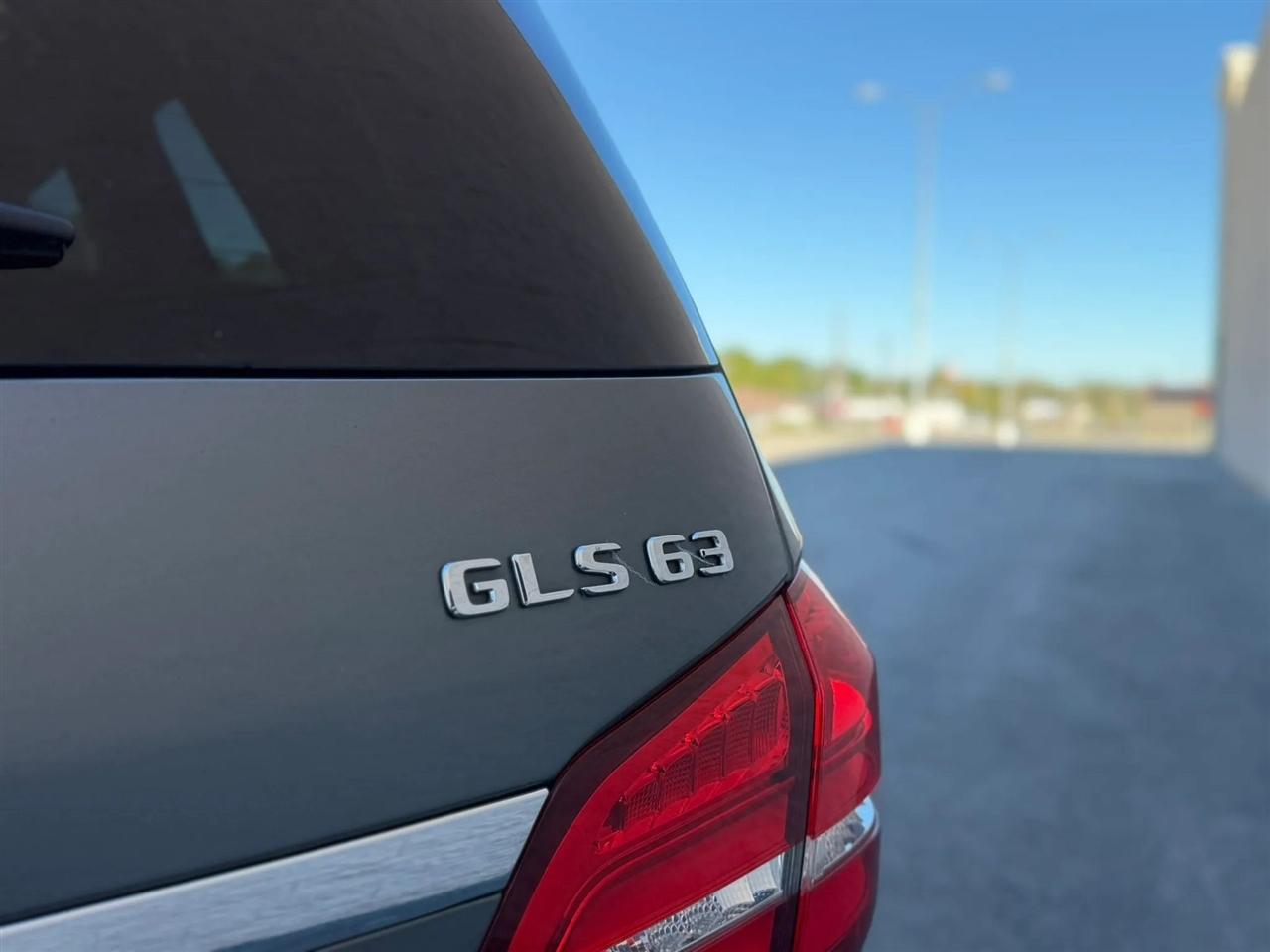 Mercedes-Benz GLS AMG GLS 63 4MATIC SUV 2018