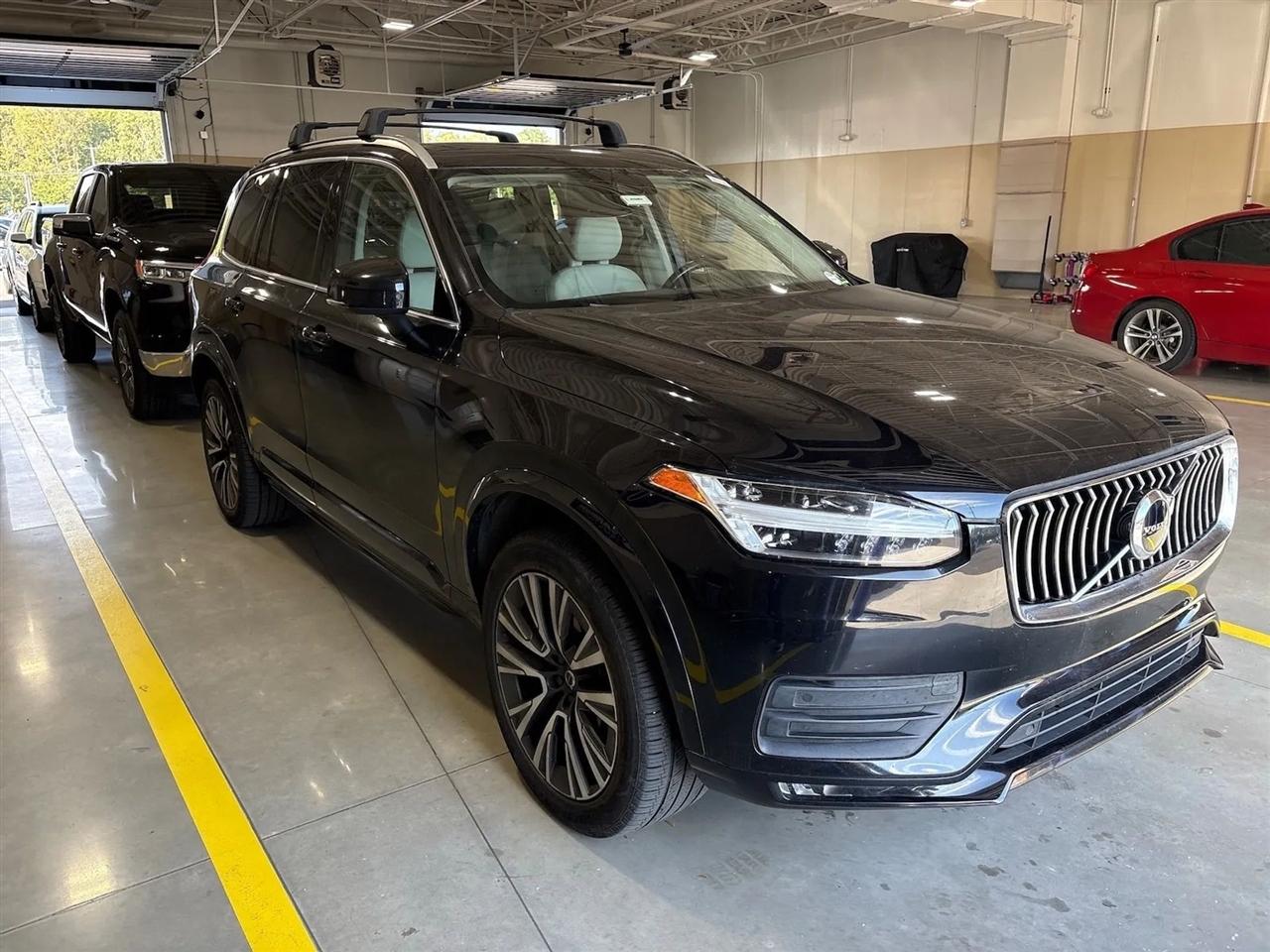 Volvo XC90 T6 AWD Momentum 6 Passenger 2020