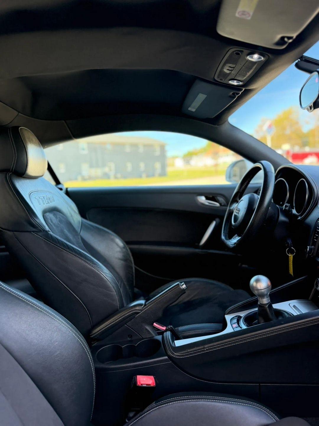 Audi TT RS 2dr Cpe MT quattro 2.5T 2012