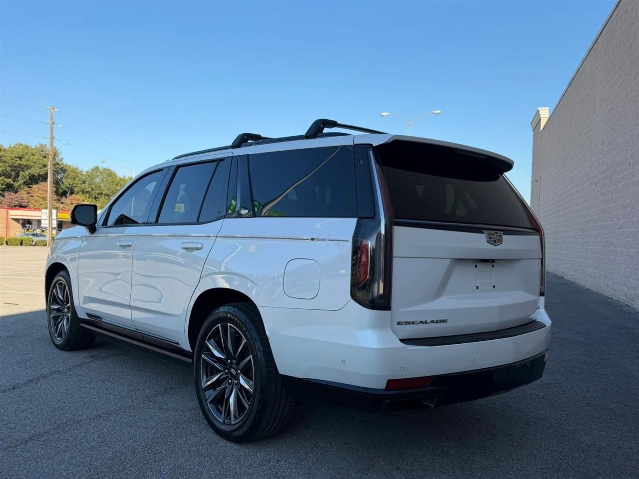 Cadillac Escalade 4WD 4dr Sport 2021