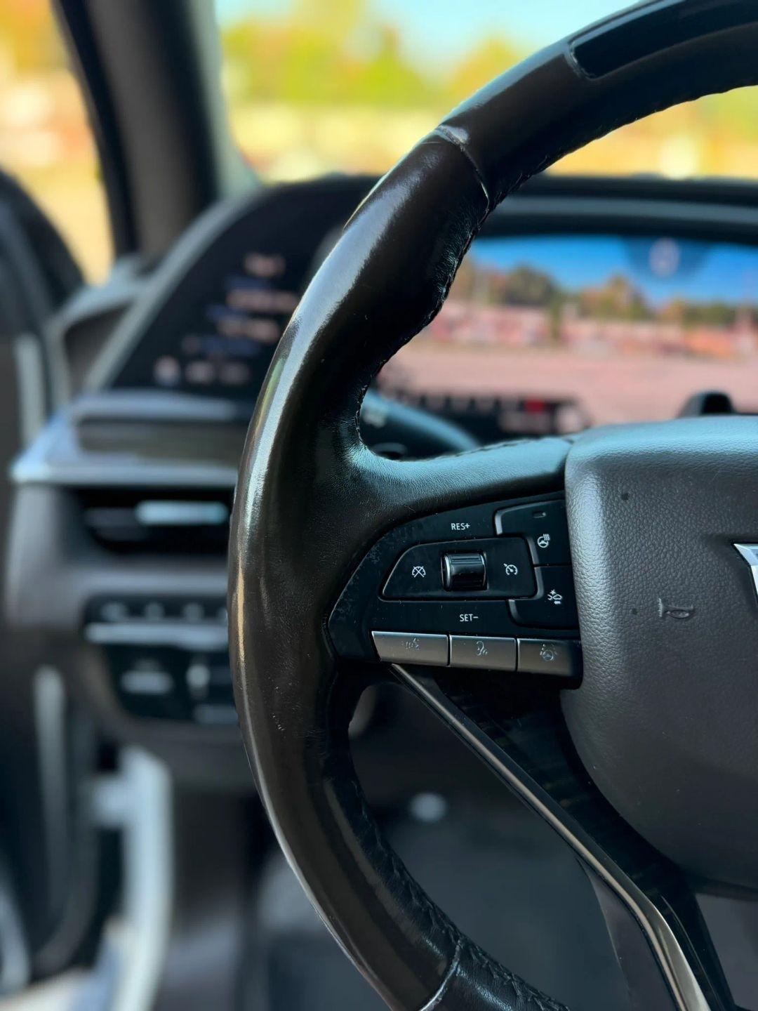 Cadillac Escalade 4WD 4dr Sport 2021