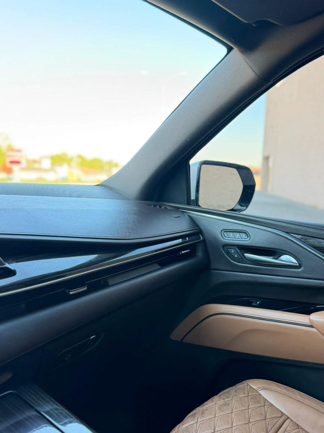 Cadillac Escalade 4WD 4dr Sport 2021