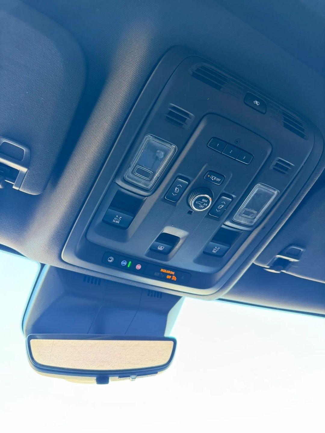 Cadillac Escalade 4WD 4dr Sport 2021