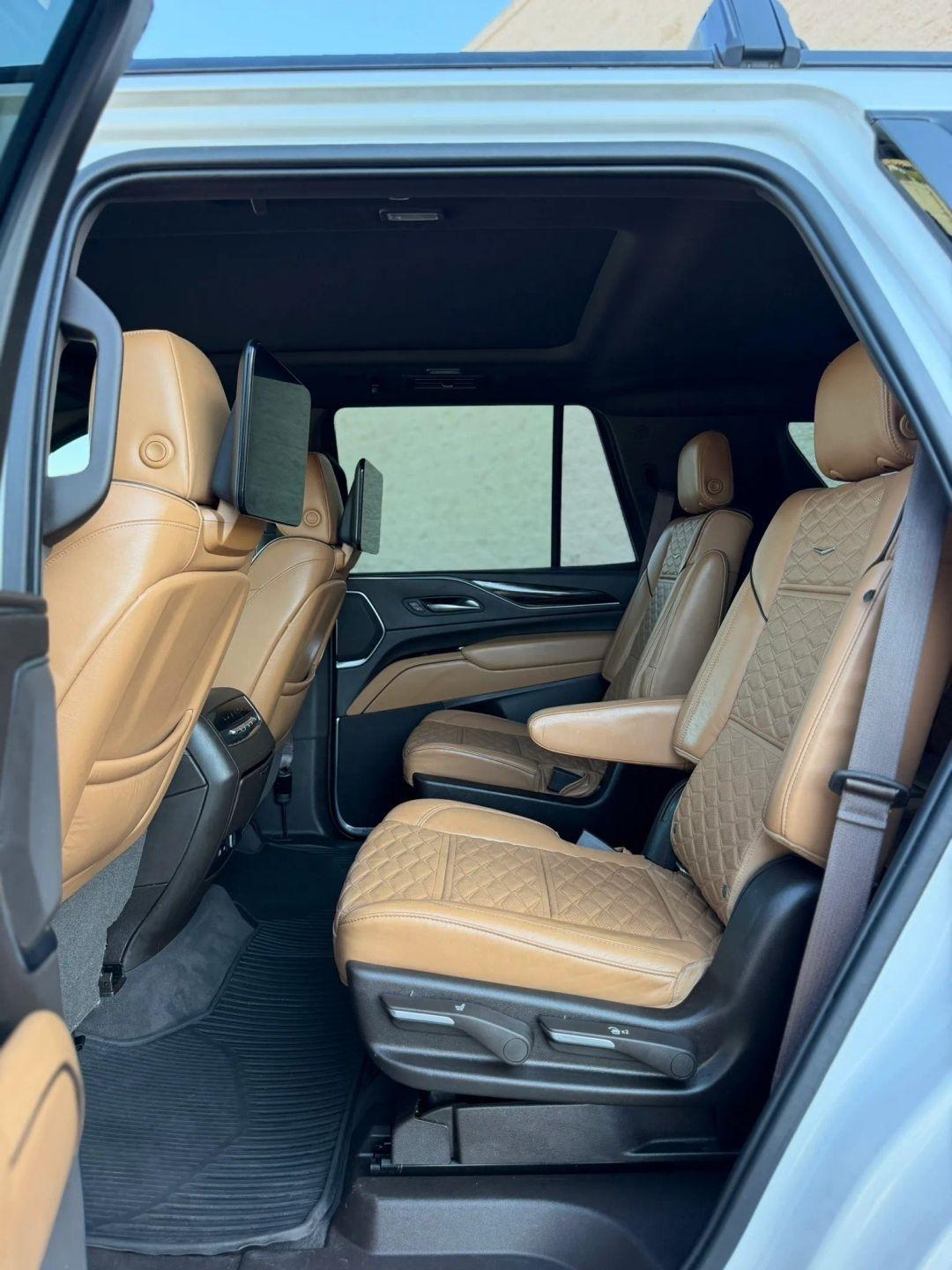 Cadillac Escalade 4WD 4dr Sport 2021