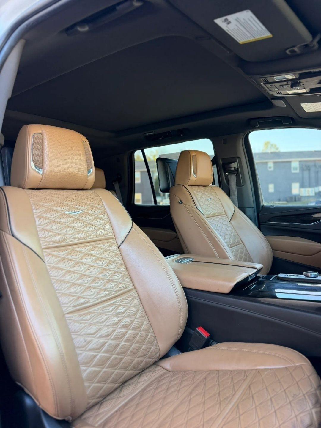 Cadillac Escalade 4WD 4dr Sport 2021